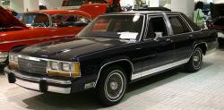 Ford Crown Victoria 1989 #8