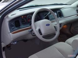 Ford Crown Victoria 2004 #11