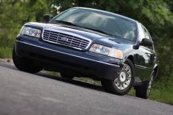 Ford Crown Victoria 2005 #9
