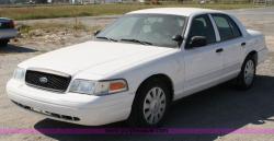 Ford Crown Victoria 2006 #10