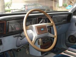Ford LTD 1983 #9