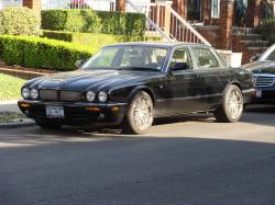 Jaguar XJR 2000 #14