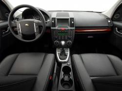 Land Rover LR2 2010 #13
