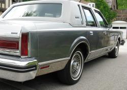 Lincoln Town Car 1984 #6
