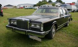 Lincoln Town Car 1984 #7