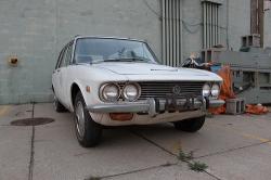Mazda 1800 1971 #10