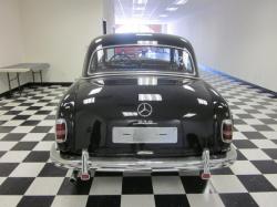 Mercedes-Benz 219 1957 #11