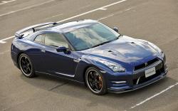 Nissan GT-R 2013 #9