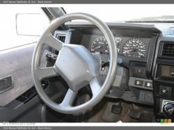 Nissan Pathfinder 1993 #12