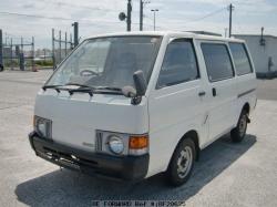 Nissan Van 1990 #6