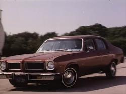 Pontiac Ventura 1975 #11