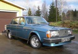 Volvo 264 1977 #9