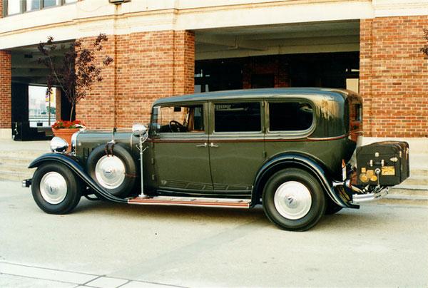 1932 Hupmobile Series V-237