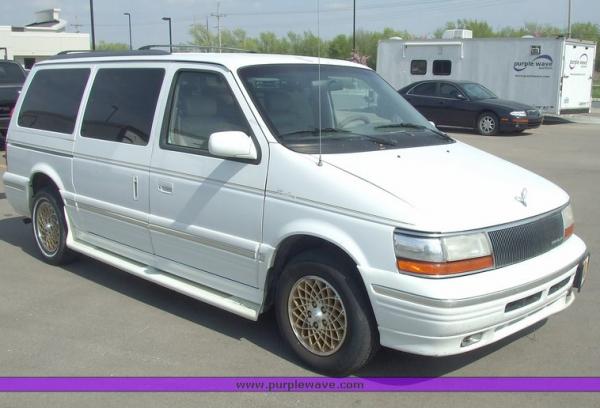 1994 Chrysler Town and Country
