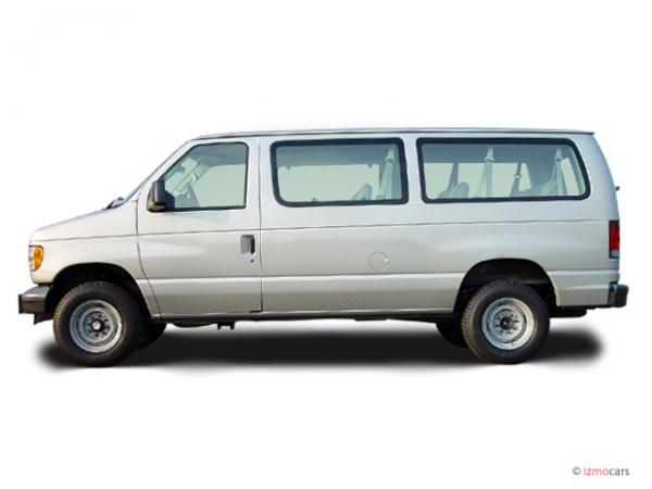 2003 Ford Econoline Wagon