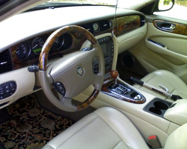 Jaguar XJ-Series