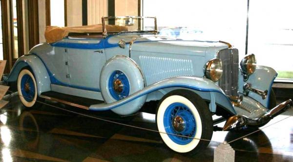 Auburn Model 8-105 1933 #4