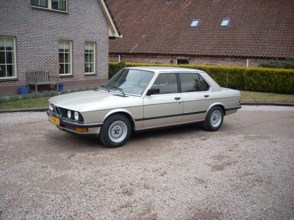 BMW 524 1986 #1