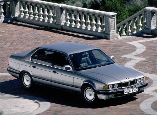BMW 7 Series 1990 #1