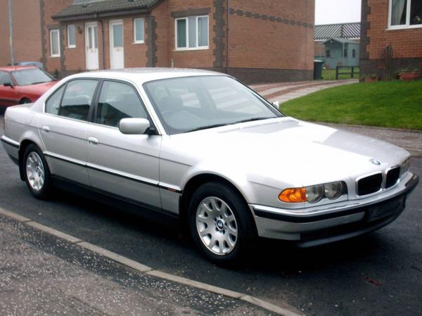 BMW 7 Series 1999 #1