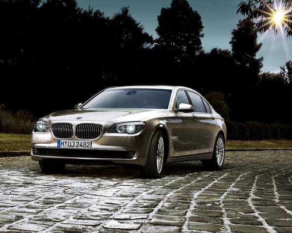 BMW 7 Series 2011 #4