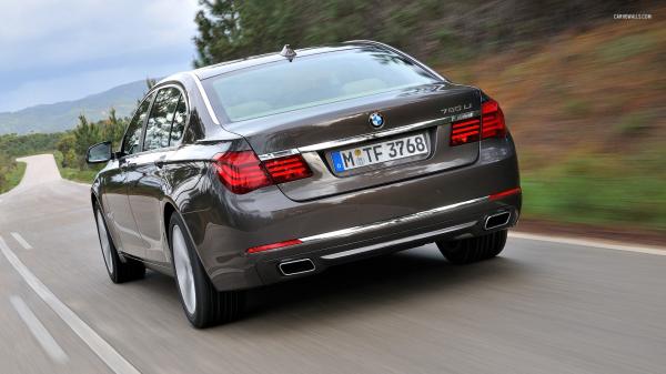 BMW 7 Series 2012 #5
