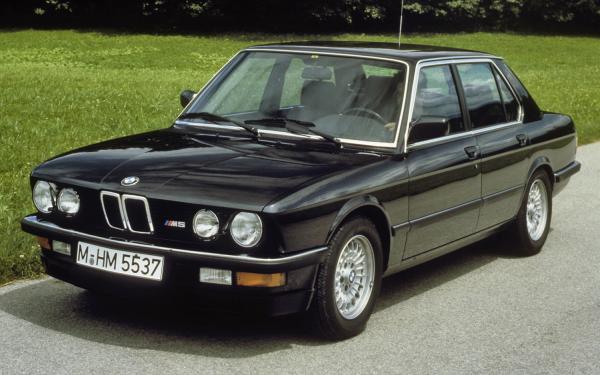 BMW M5 1988 #1