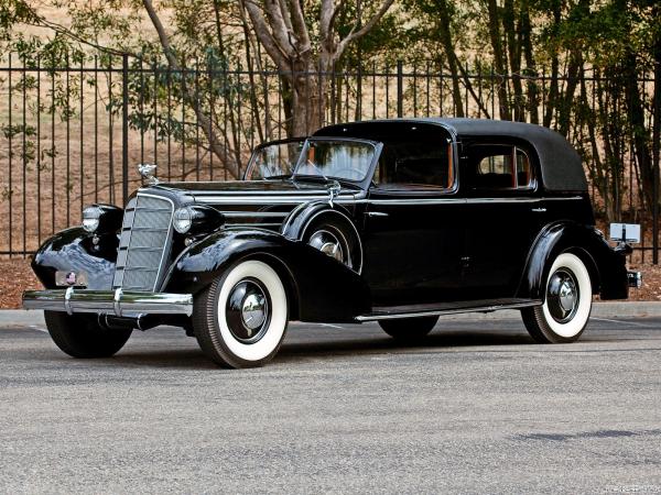 1935 Cadillac Fleetwood