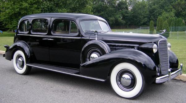 Cadillac Fleetwood 1936 #1