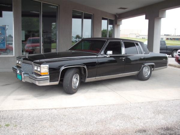 Cadillac Fleetwood 1985 #4
