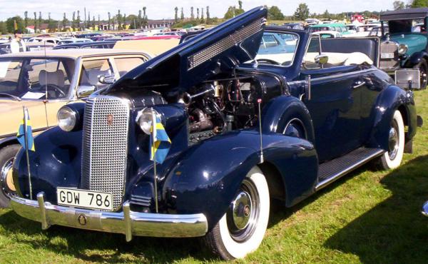 Cadillac Series 60 1937 #4