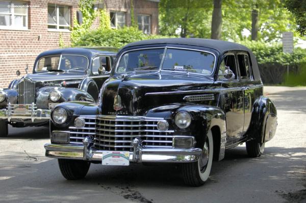 Cadillac Series 61 1942 #4