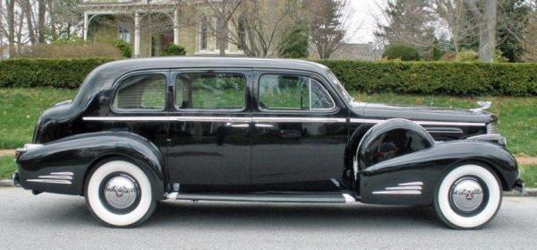 1938 Cadillac Series 90