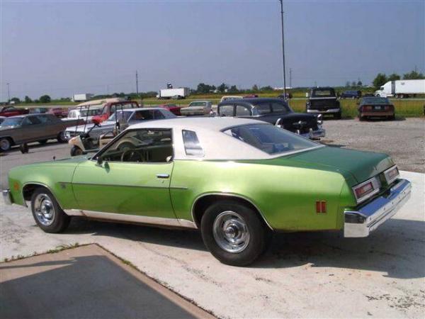 Chevrolet Malibu Classic 1976 #2