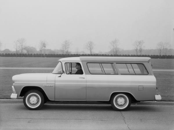 Chevrolet Suburban 1960 #4