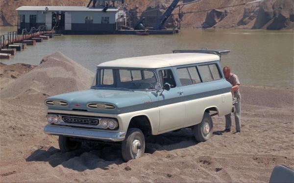 Chevrolet Suburban 1961 #5
