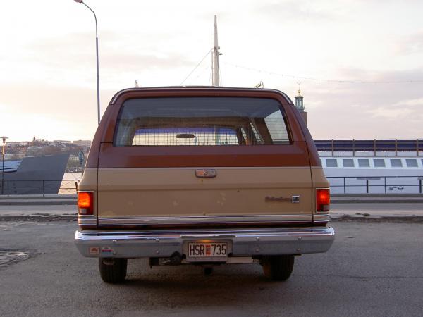 Chevrolet Suburban 1983 #1