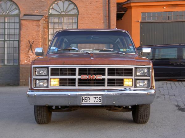 Chevrolet Suburban 1983 #4