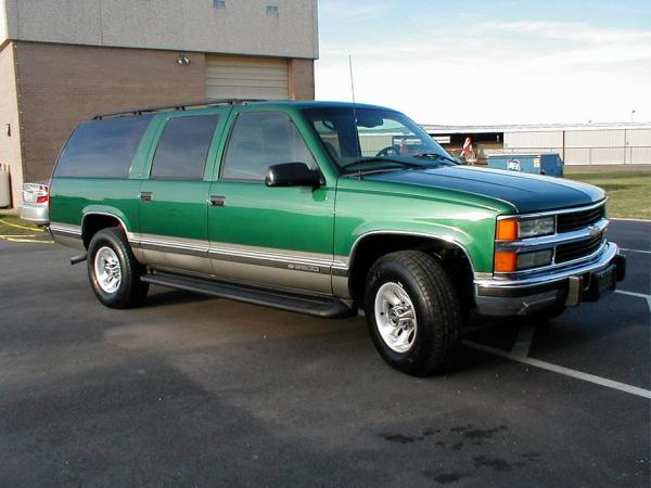 Chevrolet Suburban 1999 #2