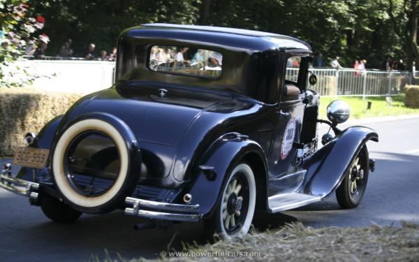 Chrysler Series 70 1931 #4