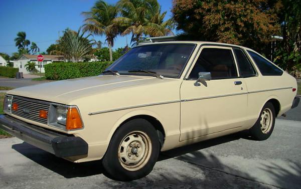 Datsun 210 1982 #2