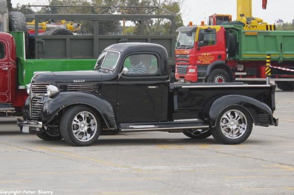 Dodge Pickup 1942 #2