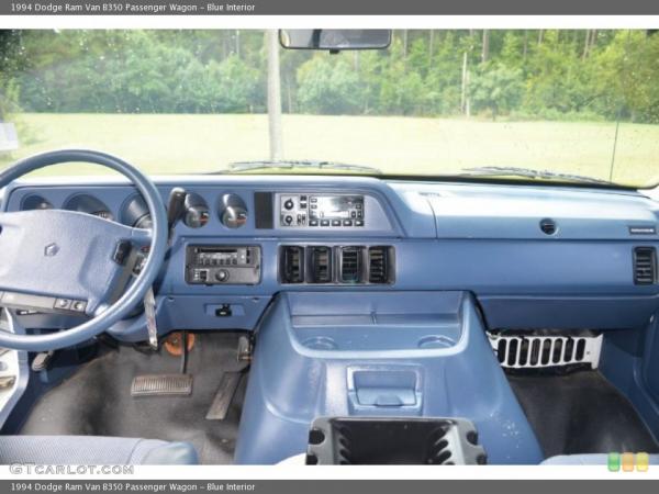 1994 Dodge Ram Wagon Information And Photos Momentcar