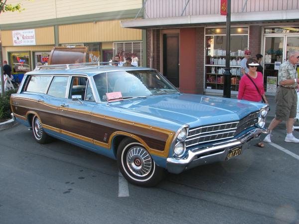 Ford Country Squire 1967 #4
