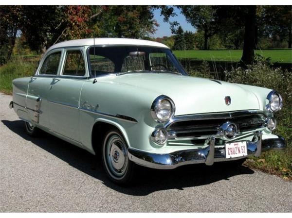 Ford Customline 1952 #1