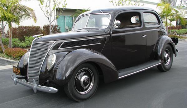 Ford Deluxe 1937 #4