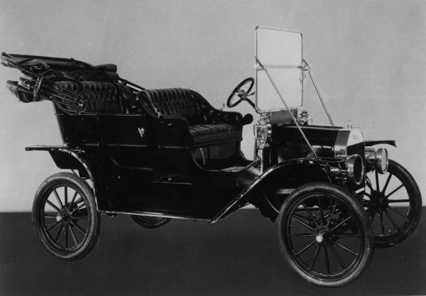 1908 Ford Model R