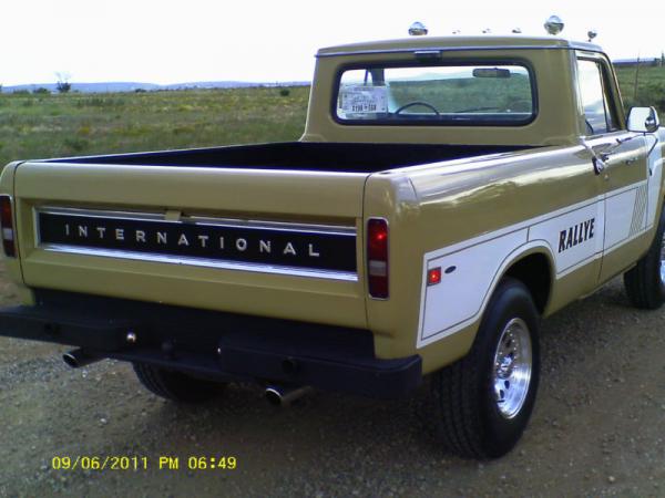 International Pickup 1975 #3