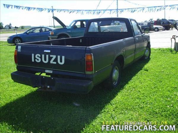 Isuzu Pickup 1985 #2