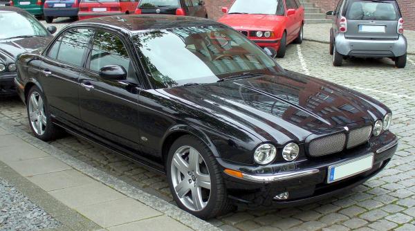 Jaguar XJR #3